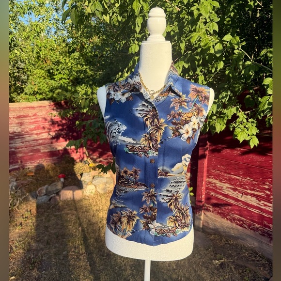 Hilo Hattie Tops - Hilo Hattie Blue Tropical Button Down Shirt